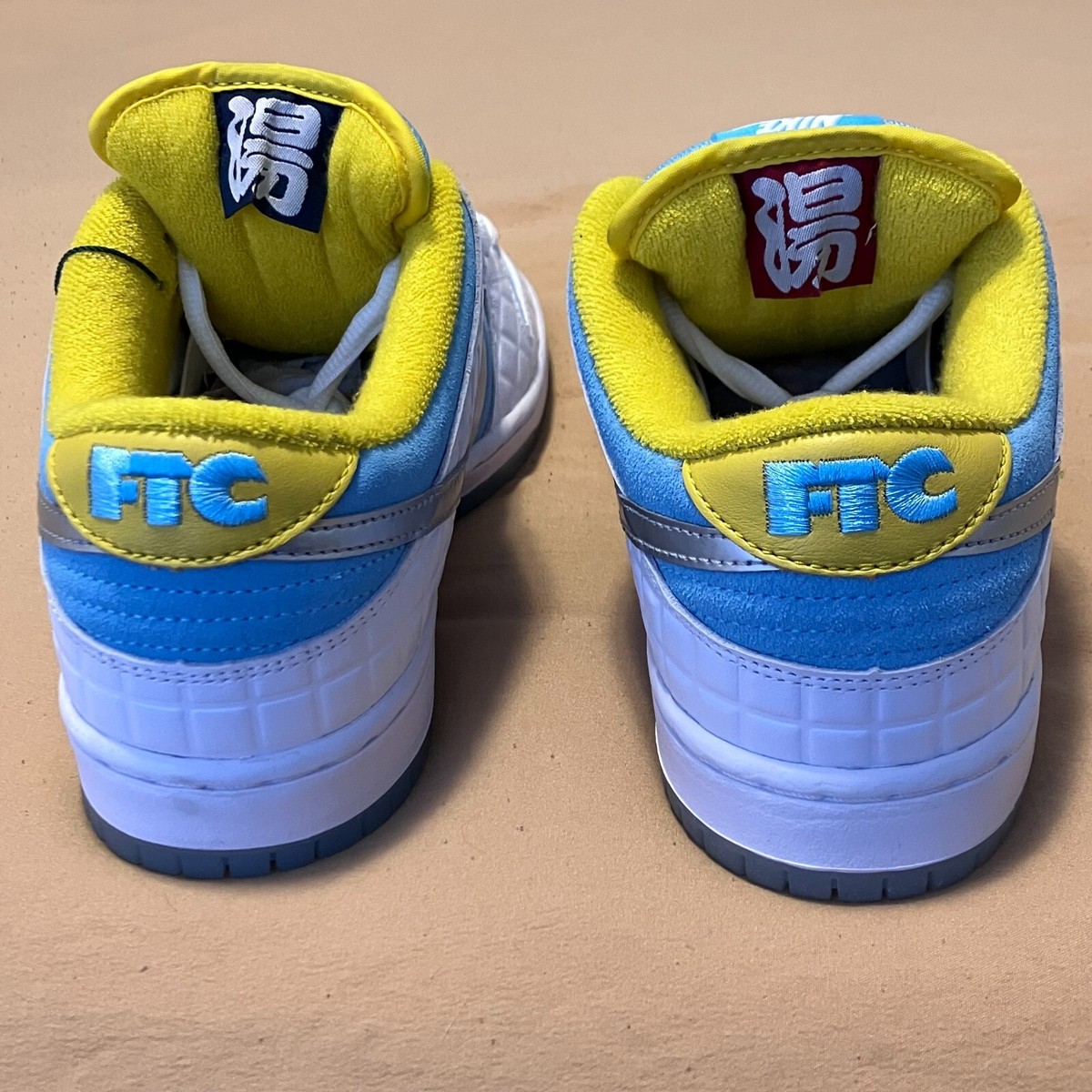 Size 8.5 - Nike FTC x SB Dunk Low Pro Lagoon Pulse Lagoon