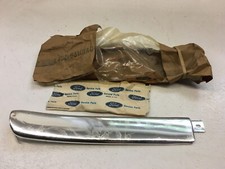 Nos 1984-88 Ford Thunderbird Rear Rocker Panel Molding Rh Side E4sz-63101a04-a Nos 1984-88 Ford Thunderbird Rear Rocker Panel Molding Rh Side E4sz-63101a04-a
