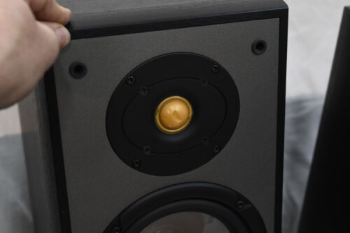 Yamaha NS-200 2-Way Stereo Floor Standing Speakers or Front Surround Speakers - Picture 3 of 21