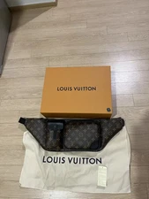Louis Vuitton crossbody bag Christopher Bumbag m45337
