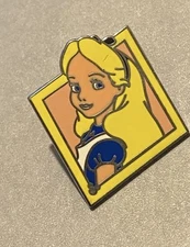 Disney Parks Diamond Alice In Wonderland Hidden Mickey - Trading Pin 2006