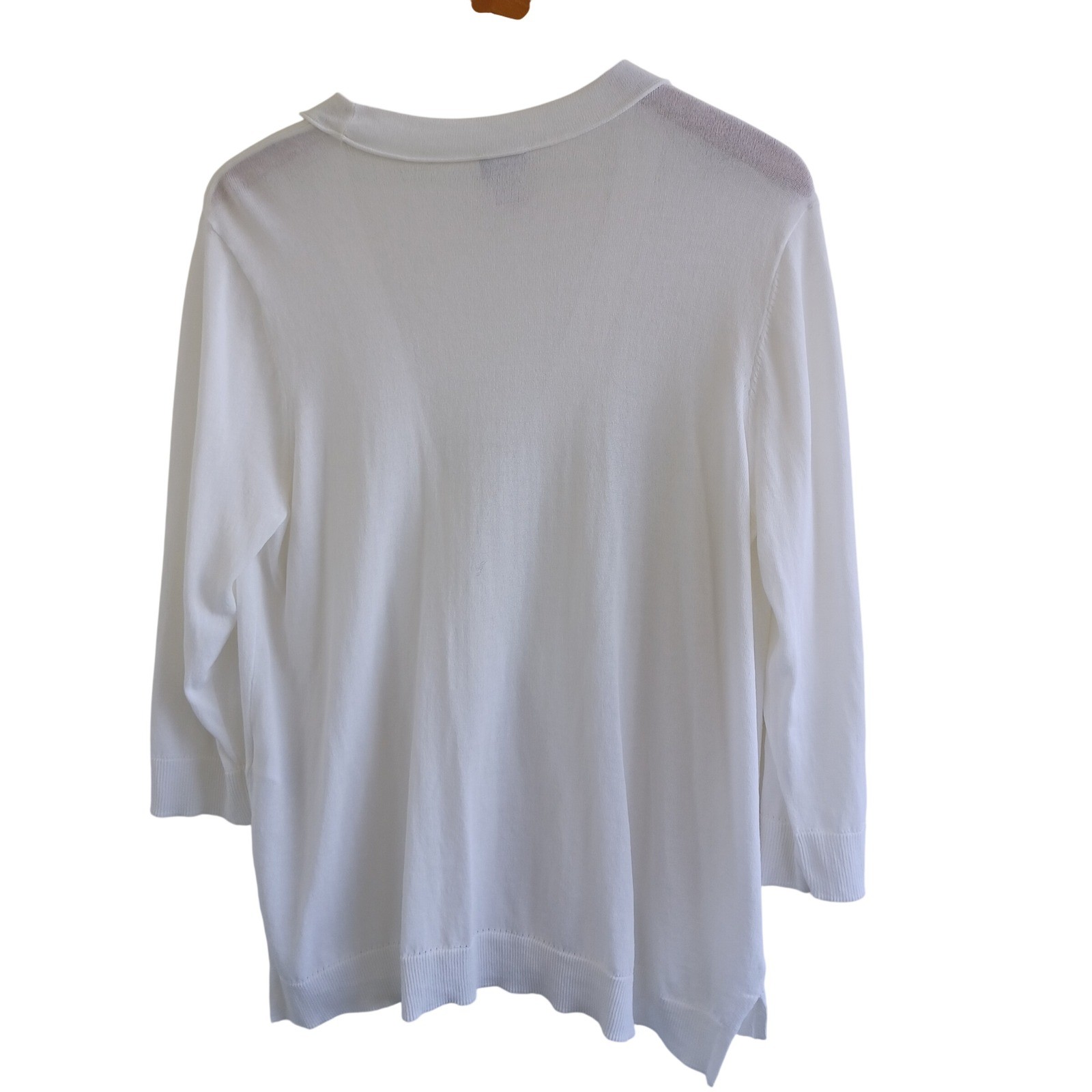 Chicos White V Neck Button Front Lightweight Card… - image 6