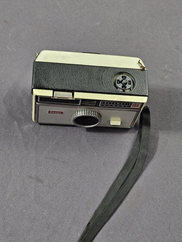 Vintage 1960’s Kodak Instamatic 104 Camera Made In USA Untested - Picture 4 of 10