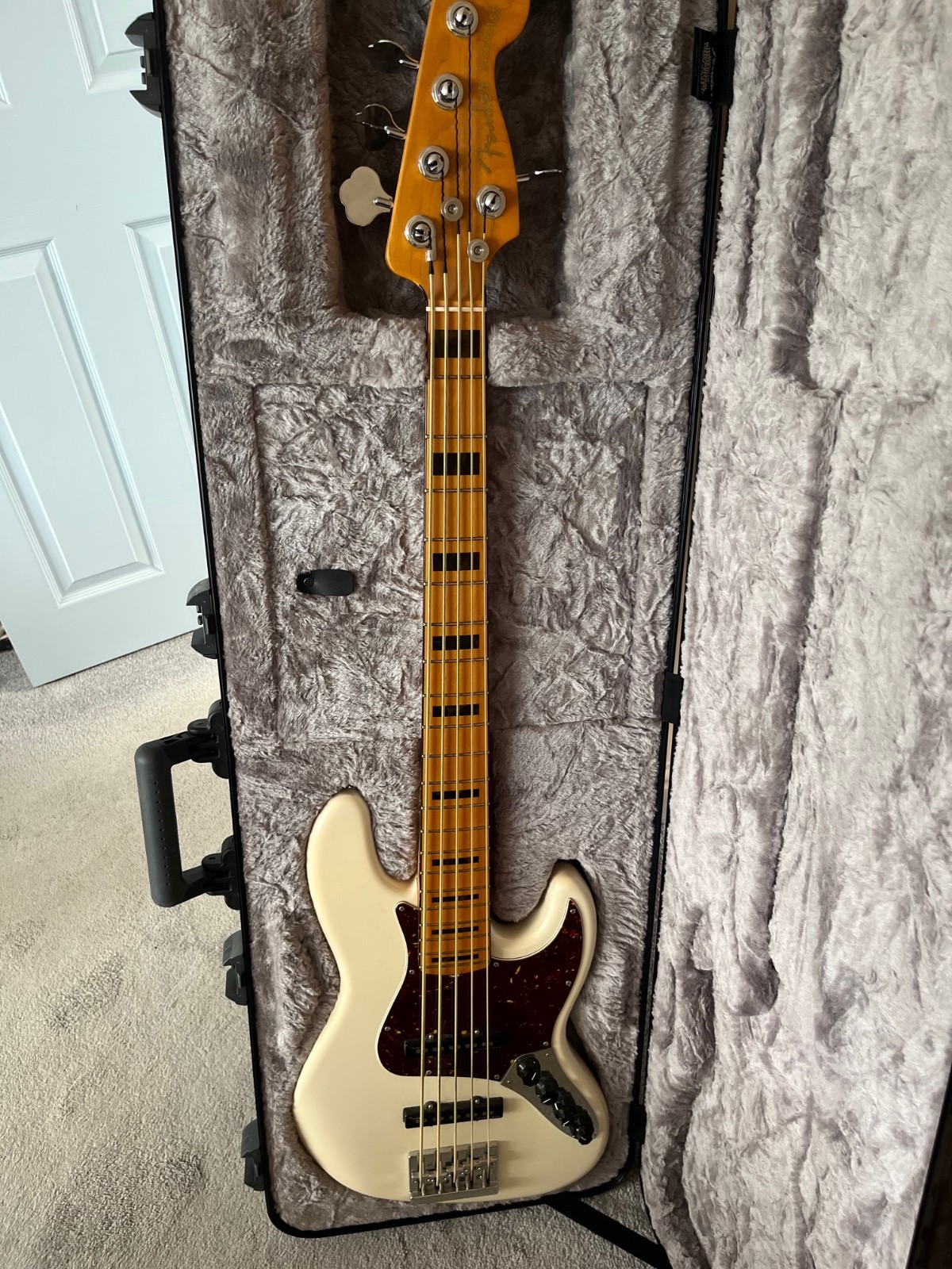 【used】Fender / American Ultra Jazz Bass® V 2022, excellent condition.