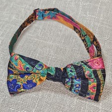 Vintage Mel Howard Bow Tie Made In USA 21" To 11" Length 90s