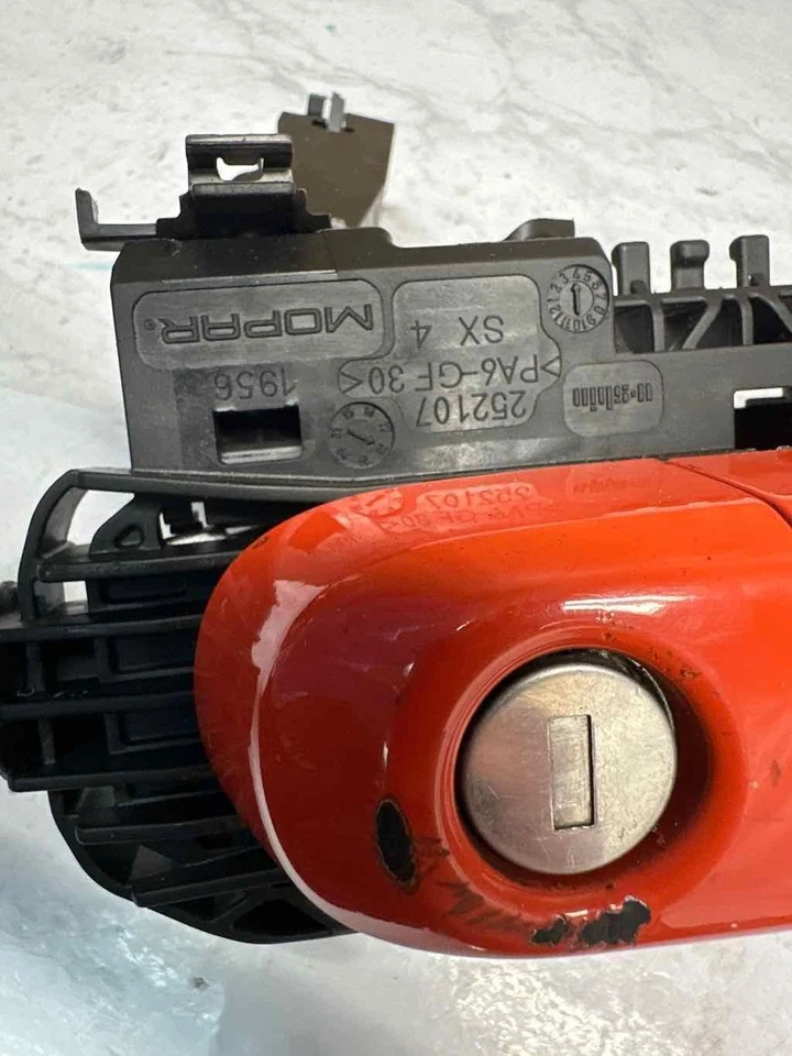 Manija de puerta delantera izquierda Jeep Renegade 15 23 naranja código 270KP OEM 6QL52TZZAA Foto 4 de 4