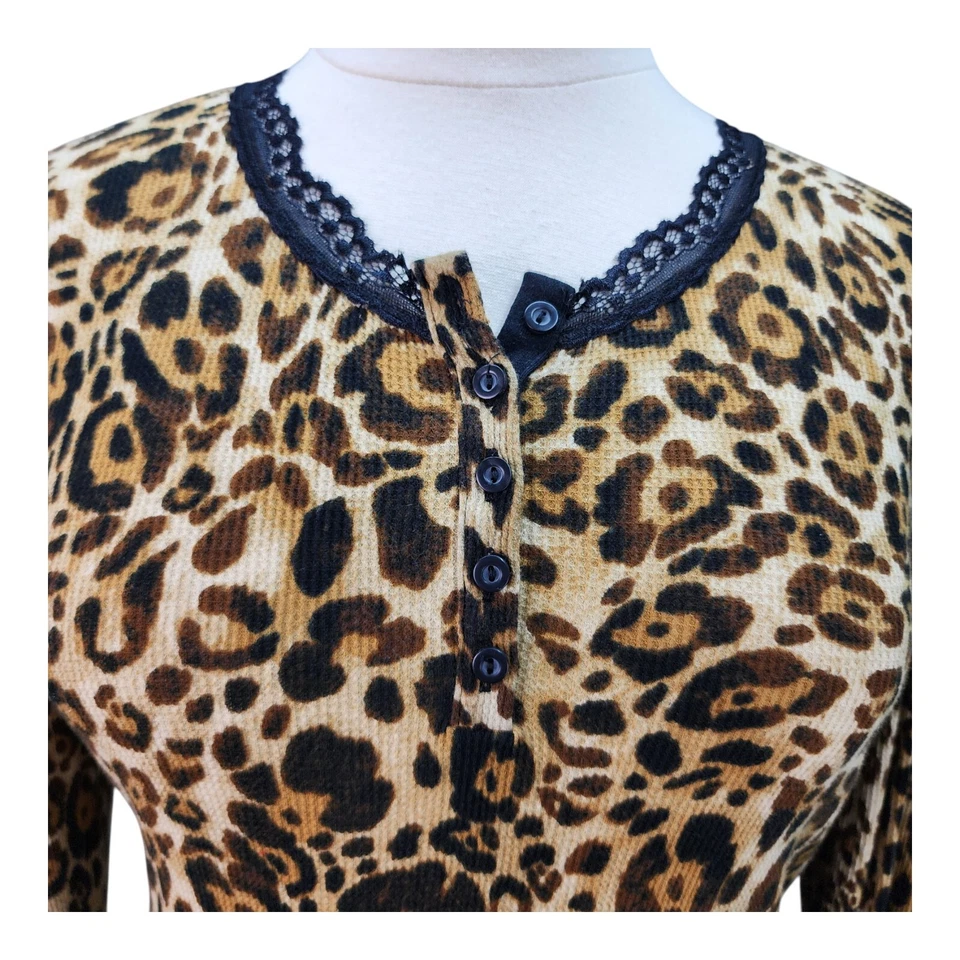 Jones New York Signature Petite LARGE Leopard Long Sleeve Lacey Waffled Thermal - Image 4 of 4