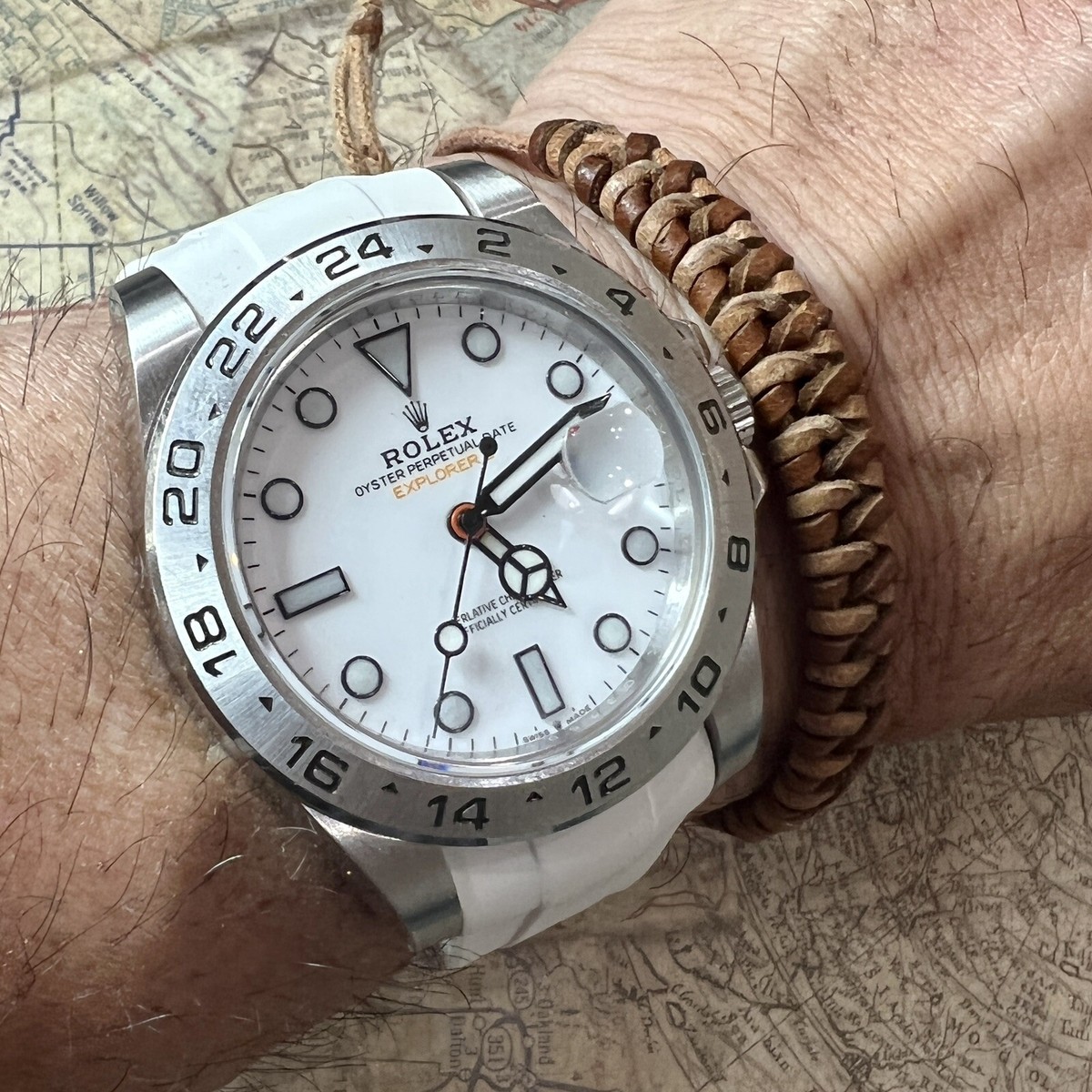 21mm WHITE Vulcanized Caoutchouc rubber Strap 42mm Rolex 21mm WHITE Vulcanized Caoutchouc rubber Strap 42mm Rolex