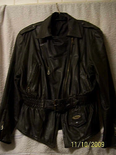 Vintage 90-er : Echtleder Designer-Lederjacke  *Richa* edel Biker-Style Gr.36/38 - Bild 1 von 1