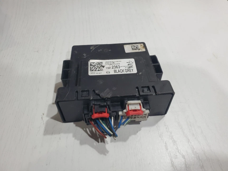 OEM 2016 2017 2018 Chevrolet Camaro PARK ASSIST CONTROL MODULE 13512363 6L4 - Image 2 of 4