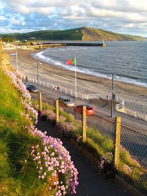 Foto 6x4 Südufer Aberystwyth Der vom Meer gesäumte Weg führt hinunter fr c2017