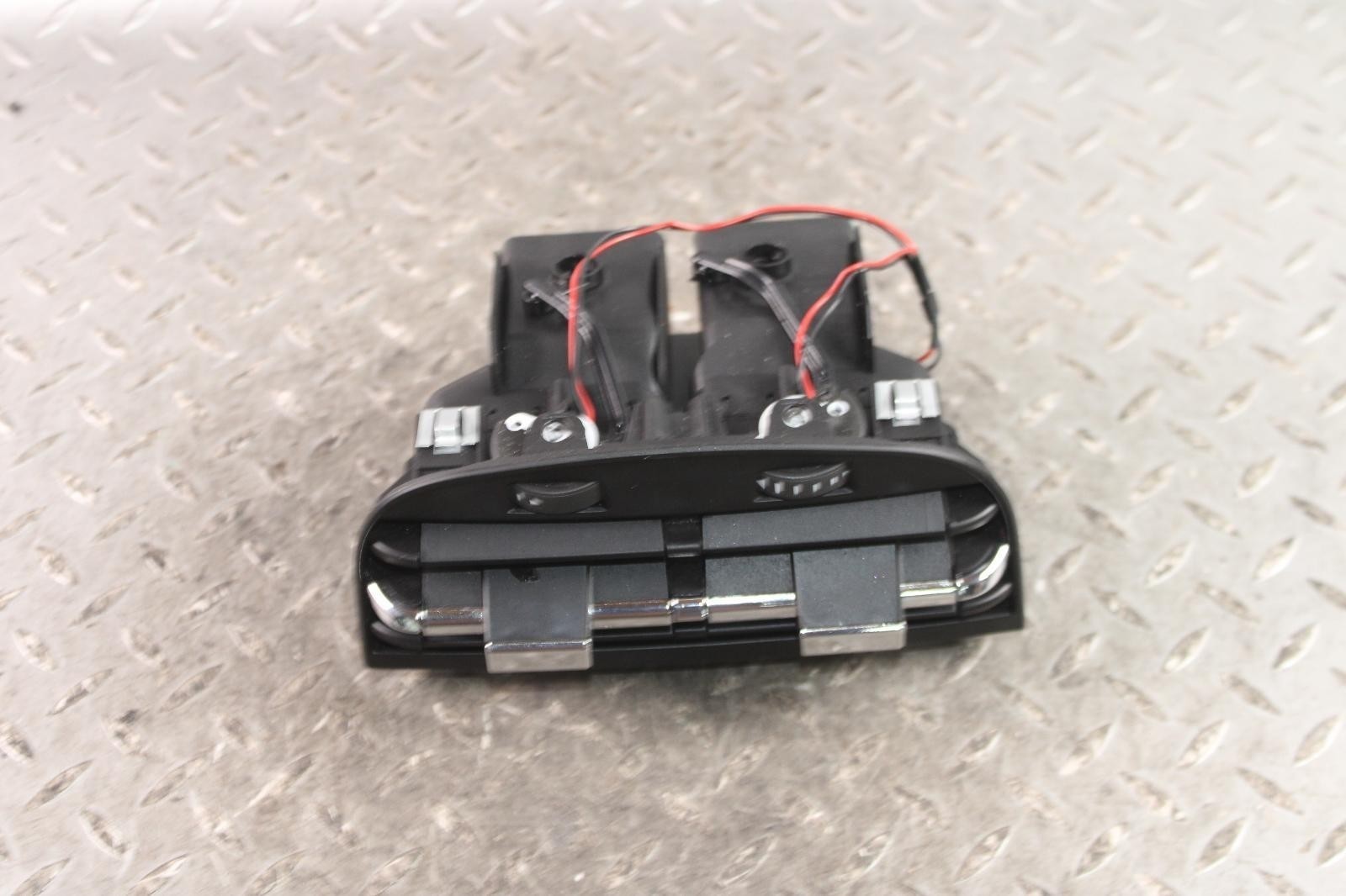 14-21 Quattroporte Rear Console Air Heat AC Vent Unit OEM Factory OE OE WTY WTY