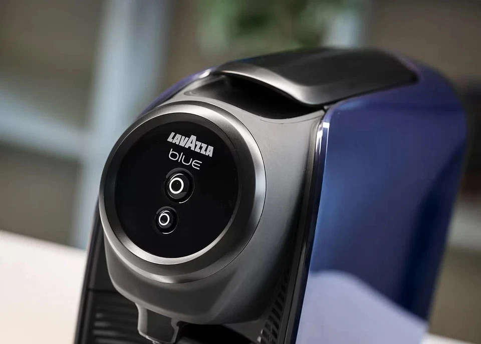 NUOVO MODELLO 2025 macchina Lavazza Blue - In Black LB 300 Eco Classy Mini - Immagine 4 di 4