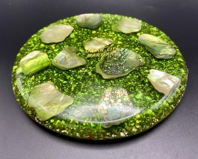 VTG MCM Hyler Enterprises Abalone Shell & Green Lucite OCEAN CITY MD Trivet.