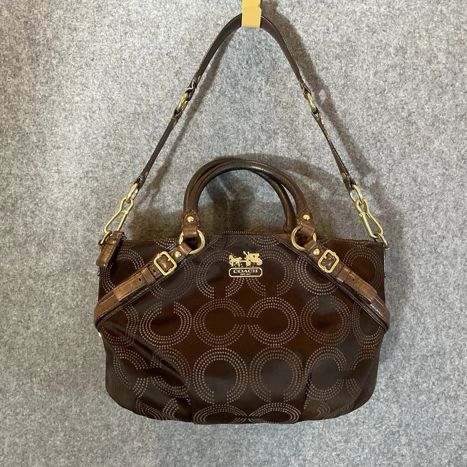 蔻驰麦迪逊圆点 OP 艺术棕色签名提花索菲亚挎包钱包 #15935 — 第 2/4 张图片