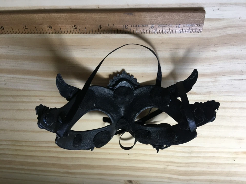 Halloween Women Venetian Metallic Fantasy Masquerade Mask Solid & Well made 6.5" - Image 3 of 3