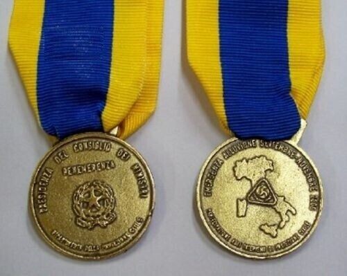 Medaille de tennis de table 50 mm bi tons