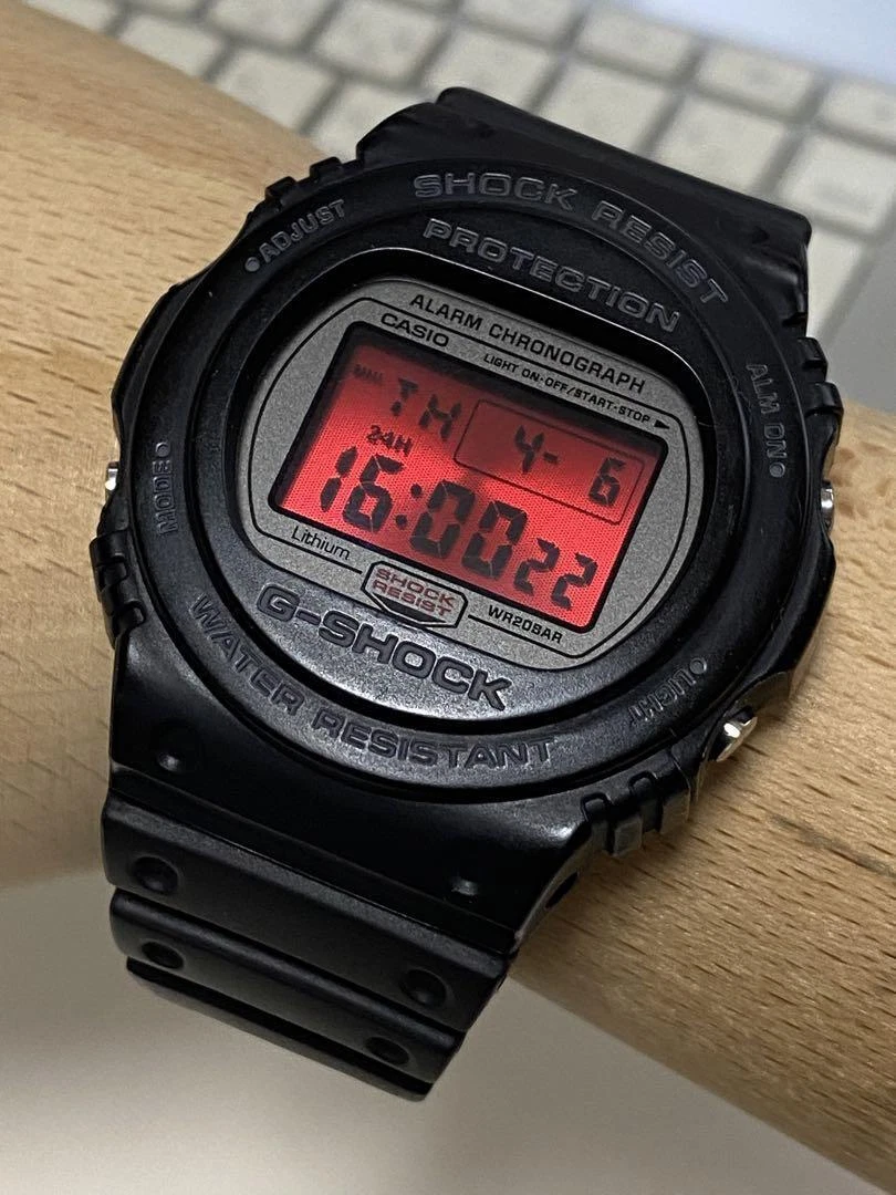 Casio G-shock DW-5700 Digital (490