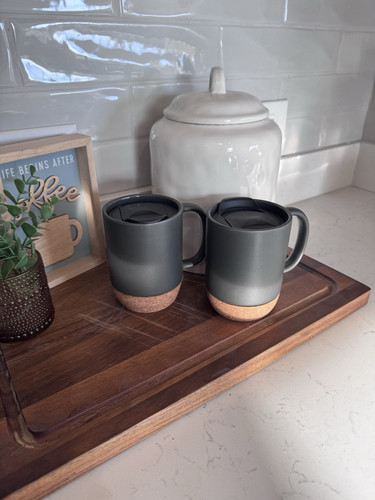 DOWAN Coffee Mug 15 OZ Ceramic Mug/ Insulated Lid & Magnetic Cork Bottom Black