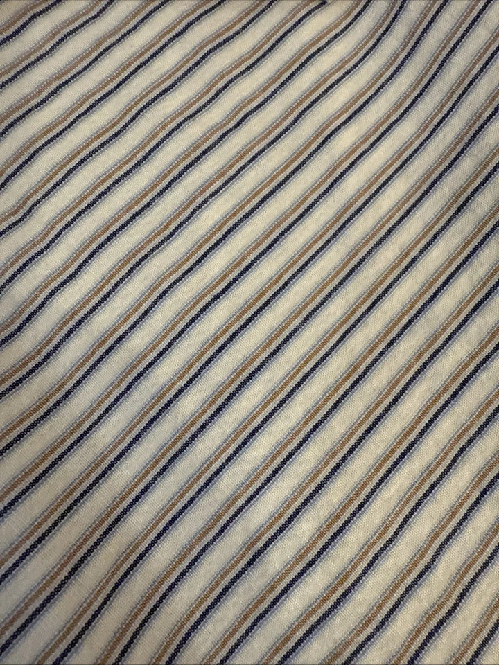 Camisa vintage a rayas cromada en Y con botones talla grande Foto 2 de 4