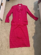 ST. JOHN COLLECTION Raspberry Pink Knit Skirt Suit Size 10/12