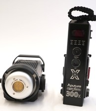 Aputure Light Storm 300x Bi-Color LED Light Kit V-Mount Battery Plate