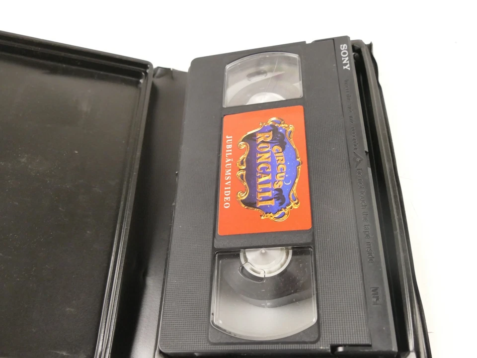 Circus Roncalli VHS Film Reise zum Regenbogen 15 Jahre Jubiläums Video  X-2796 - Bild 3 von 4