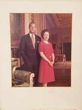 1981 Queen Elizabeth II Signed Autographed British Royal Presentation Photograph