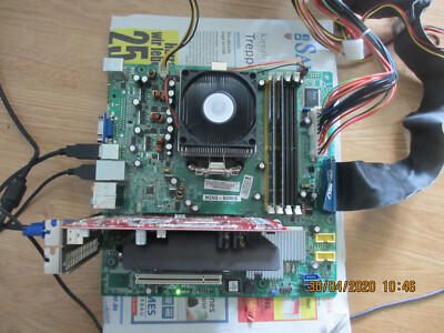Asus Mainboard Set M2NS-NVM/S AMD Athlon Dual Core 4000+ CPU Sockel AM2 -Top!