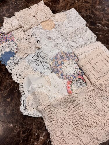 Vintage Lot Crochet Lace Doilies Table Runners Long-Small- Mini -Mix Lot - Picture 2 of 11