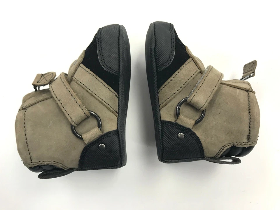 Botas de cuero vintage recién nacidas Ralph Lauren Polo negro carbón fondo suave. Foto 3 de 4