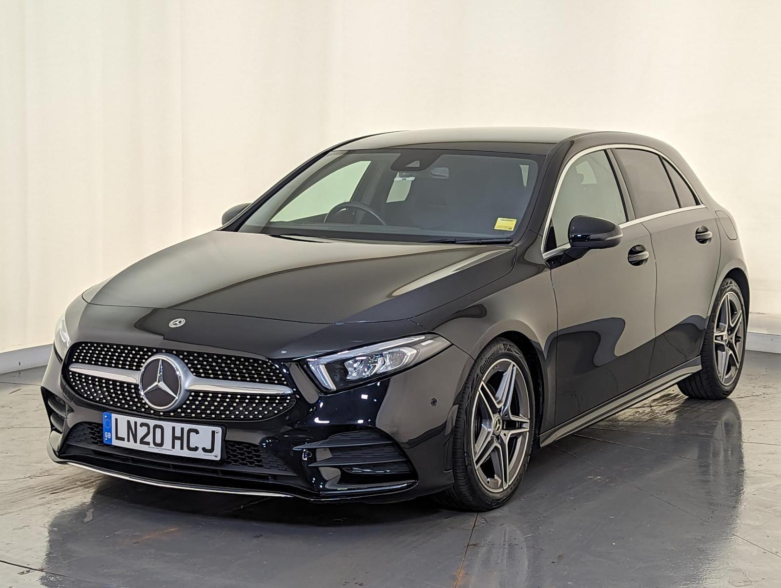 2020 MERCEDESBENZ A200 AMG LINE EXECUTIVE APPLE CARPLAY 1 OWNER SVC