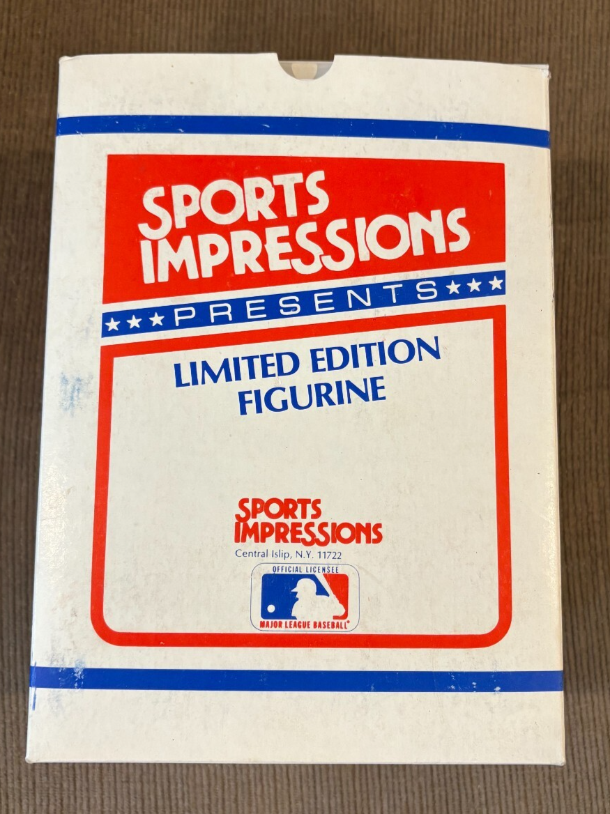 Sports Impressions MLB OAkland A's Mark McGwire Collector Figurine