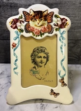 NEW VANDOR CERAMIC PICTURE FRAME VICTORIAN CAT BUTTERFLIES DECOUPAGE STYLE 3.5X5