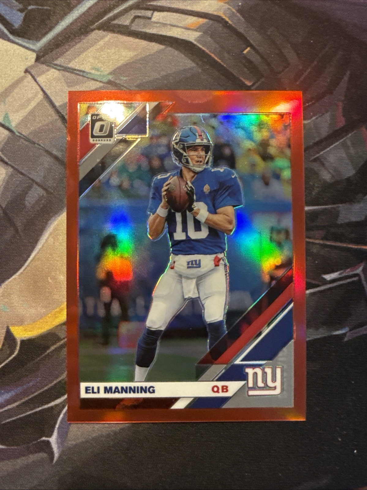 Eli Manning 2018-19 No. 69 Donruss Optic Giants Red Prizm /99