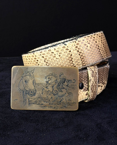 Vintage 1980s white snakeskin leather belt Ampersand Brass horse buckle 42 men's