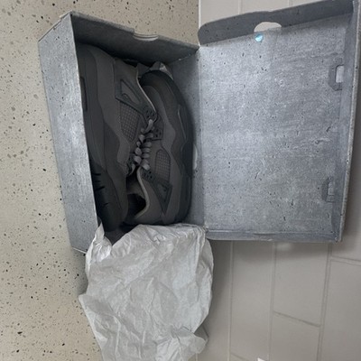 Jordan Air Jordan 4 Men s Mid Top Lace Up Sneakers Gray Basketball New Box