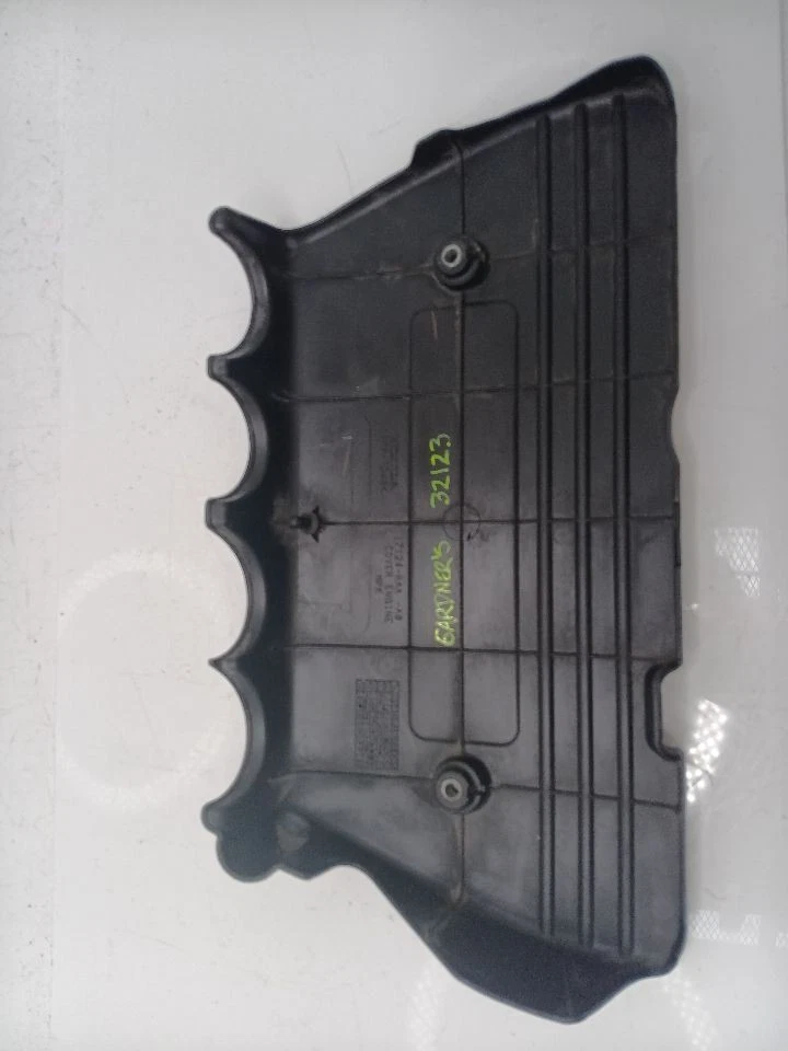 Cosmetic Engine Cover 2007 2008 2009 Honda CR-V 2.4 Liter 17121RAAA00 - Image 2 of 4