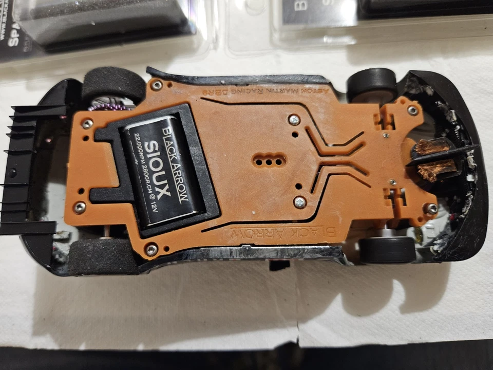 Black Arrow Slot Car Aston Martin DBR9 - Immagine 4 di 4