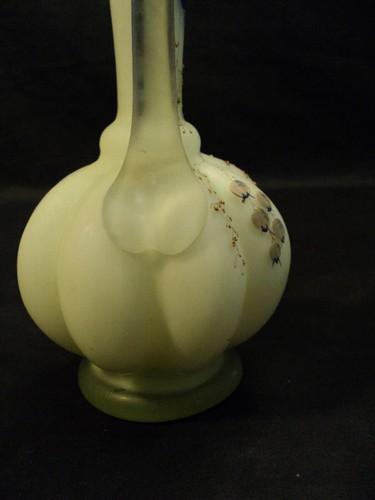 VICTORIAN PALE YELLOW SATIN GLASS EWER ENAMELED DESIGN - Picture 6 of 12
