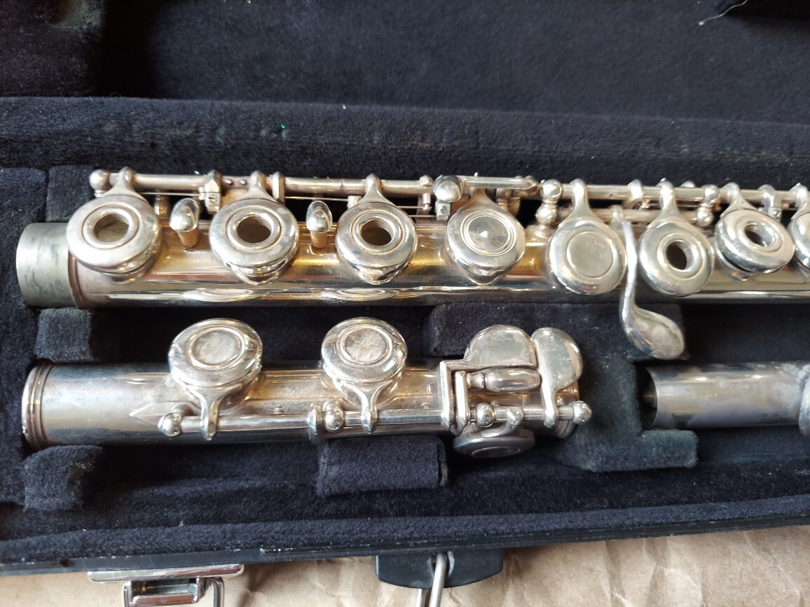 Yamaha YFL-261 flute, Open-Hole, Good Playing Condition