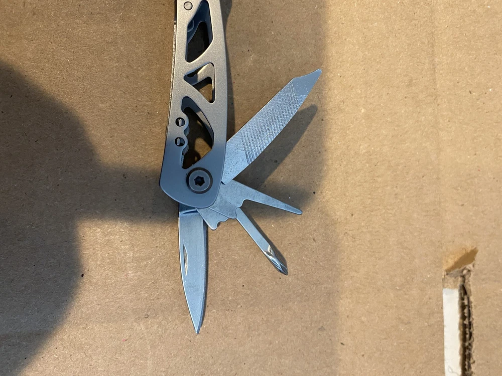 Multi tool metal used unbranded