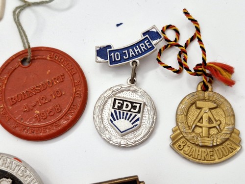 Konvolut DDR Vintage Pin Pins Abzeichen Anstecker Anstecknadel Anhänger NVA FDJ - Bild 6 von 11