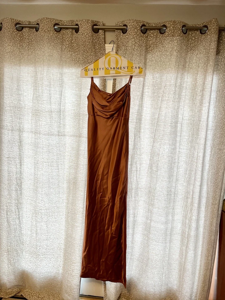 Vestido de Dama de Honor Revelry Skye Rosa Foto 2 de 3