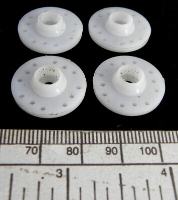 Futaba Servo Arm - Small Disk With Holes - Pack Of 4