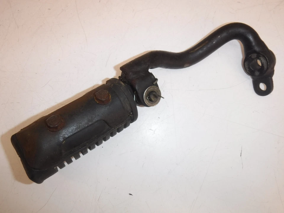 1974 honda cb360 RIGHT FRONT FOOT REST PEG STEP - Image 3 of 3