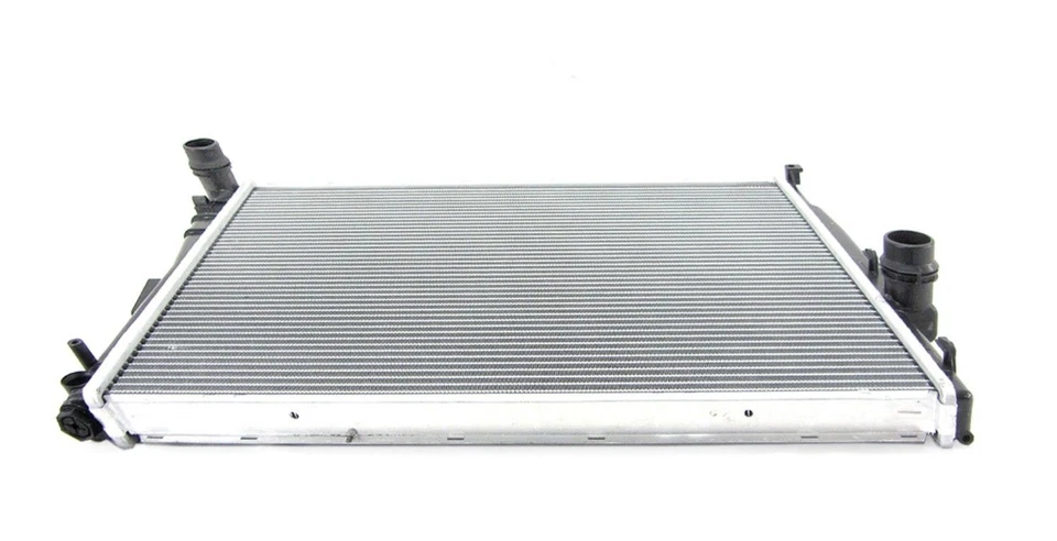 PREMIUM RADIATOR FOR BMW E46 3 SERIES AUTO/MANUAL 320i 4/6 CYLINDER 1998-2005 - image 2 of 3