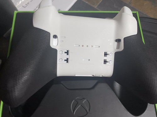 Xbox Elite Series 2 Controller w/ Case & Accessories (1797) Wolf Custom Themed - Afbeelding 5 van 9