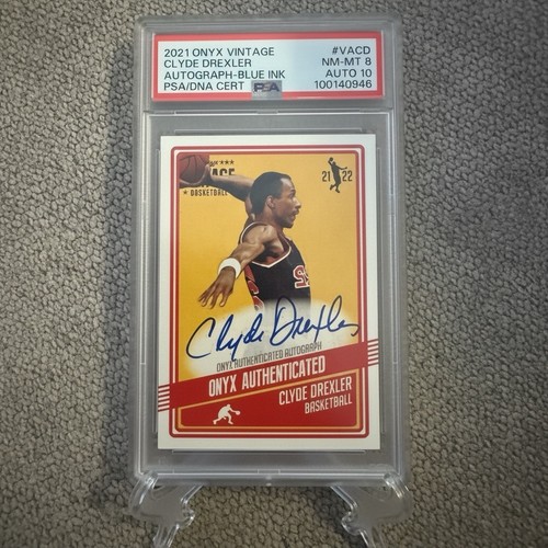 Onyx 2021 Vintage Clyde Drexler Blue Ink Auto Card #VACD PSA/DNA 100140946