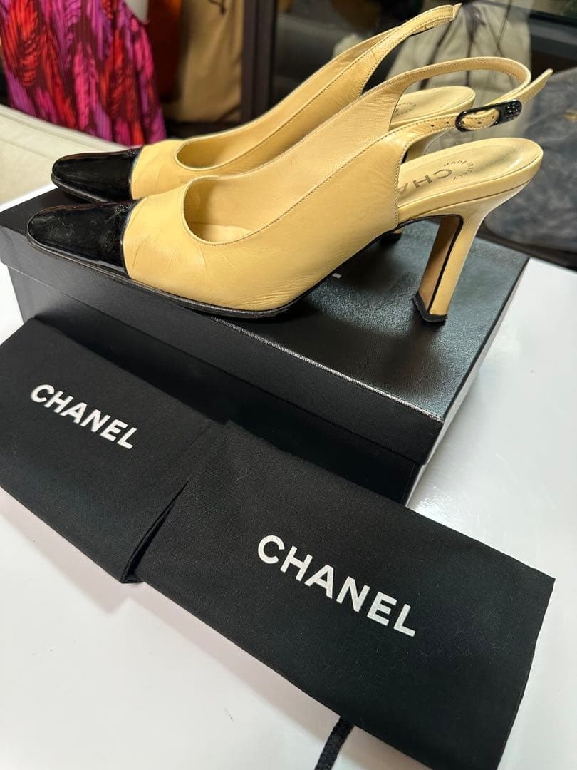 CHANEL Pumps Slingback Leather Enamel Size:36.5/JP:23.5 Beige/Black 135503K Auth thumbnail 4